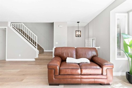 12-110 10 Avenue Ne, Calgary, AB 