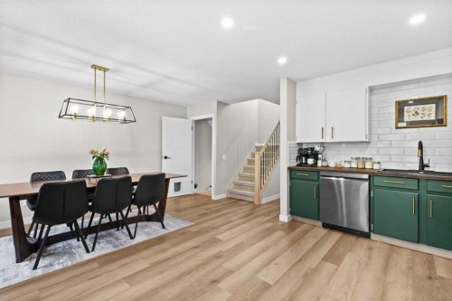 18 Glorond Place, Okotoks, AB 