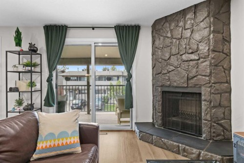 18 Glorond Place, Okotoks, AB 