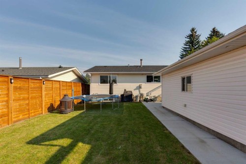 12 Rundleson Way Ne, Calgary, AB 