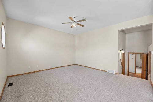 1509 Mary Place, Didsbury, AB 