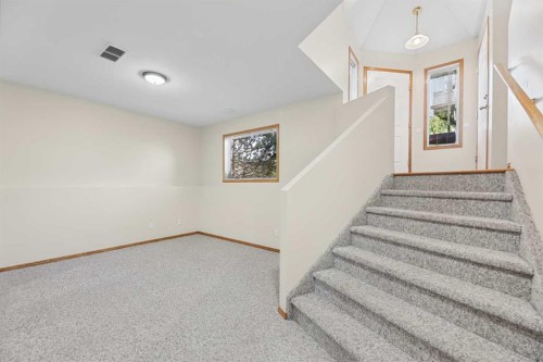 1509 Mary Place, Didsbury, AB 