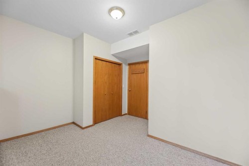 1509 Mary Place, Didsbury, AB 