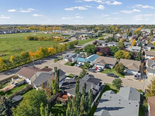 1509 Mary Place, Didsbury, AB 