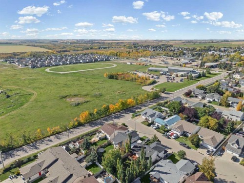1509 Mary Place, Didsbury, AB 