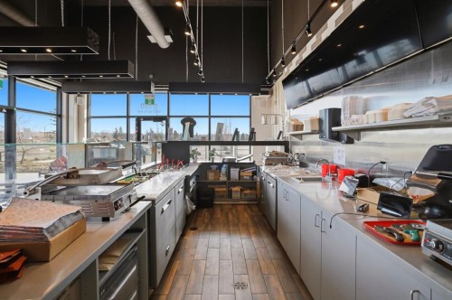 180-3440 69 Street Nw, Calgary, AB 