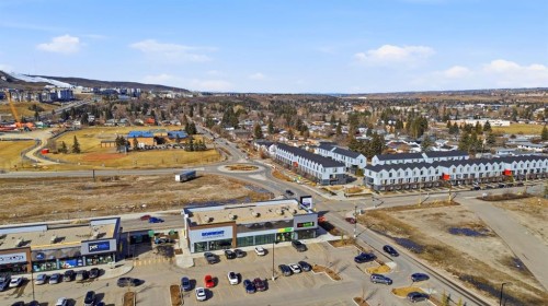 180-3440 69 Street Nw, Calgary, AB 