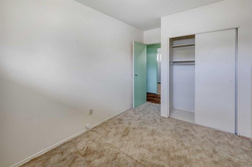 50 Thornlee Crescent Nw, Calgary, AB 