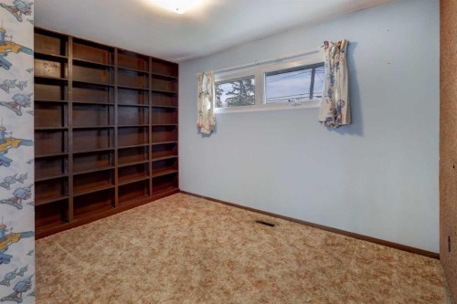50 Thornlee Crescent Nw, Calgary, AB 