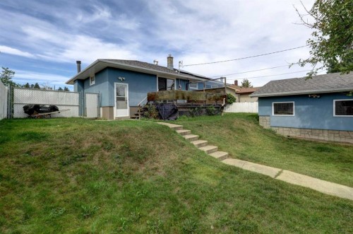 50 Thornlee Crescent Nw, Calgary, AB 