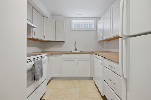 3016 Cedar Ridge Drive Sw, Calgary, AB 