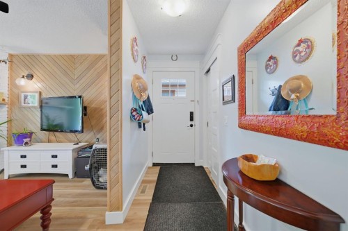 3016 Cedar Ridge Drive Sw, Calgary, AB 