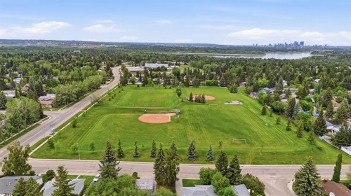 3016 Cedar Ridge Drive Sw, Calgary, AB 