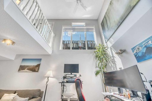 58 Rocky Ridge Green, Calgary, AB 