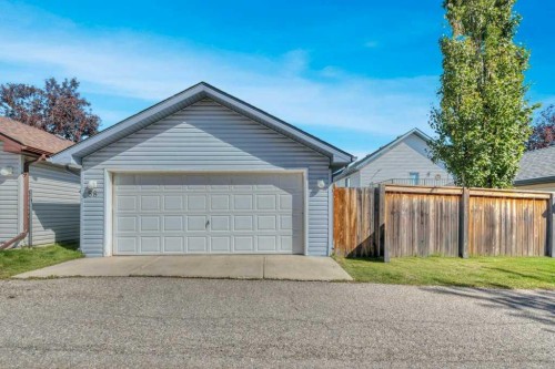 58 Rocky Ridge Green, Calgary, AB 