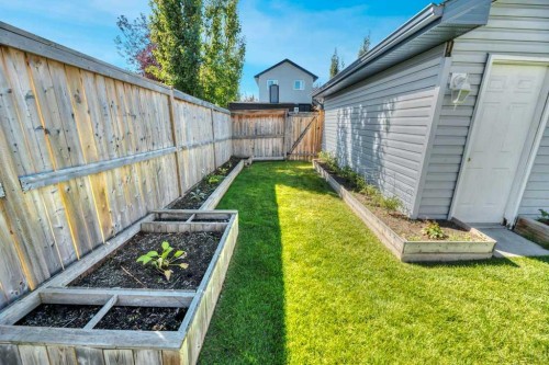 58 Rocky Ridge Green, Calgary, AB 