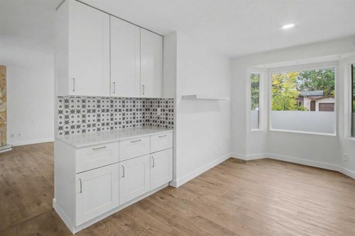 6304 28 Avenue Ne, Calgary, AB 