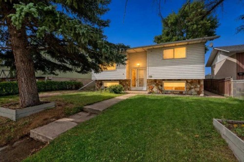 156 Dovely Crescent Se, Calgary, AB 