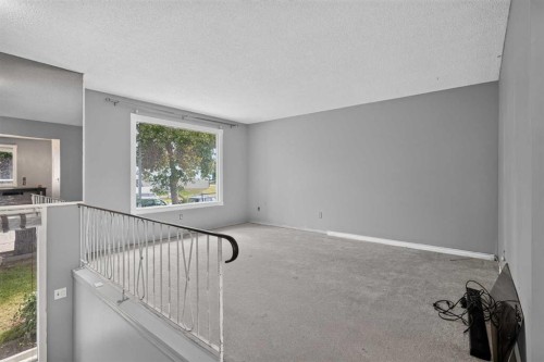 156 Dovely Crescent Se, Calgary, AB 