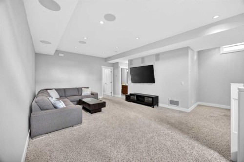 1410 21 Avenue Nw, Calgary, AB 