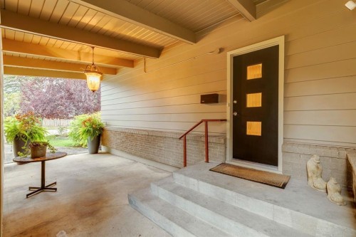 1415 Chardie Place Sw, Calgary, AB 