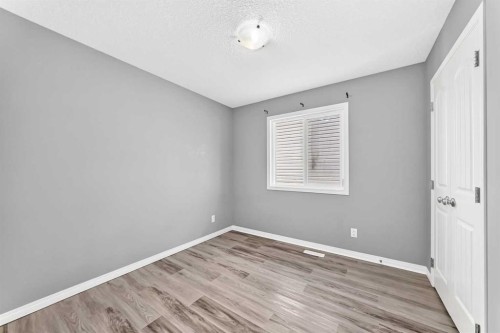 682 Redstone Drive Ne, Calgary, AB 