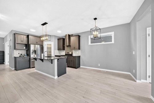 682 Redstone Drive Ne, Calgary, AB 