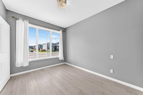 682 Redstone Drive Ne, Calgary, AB 