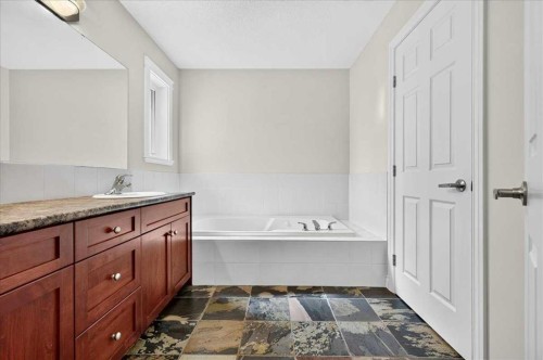 125 25 Avenue Nw, Calgary, AB 