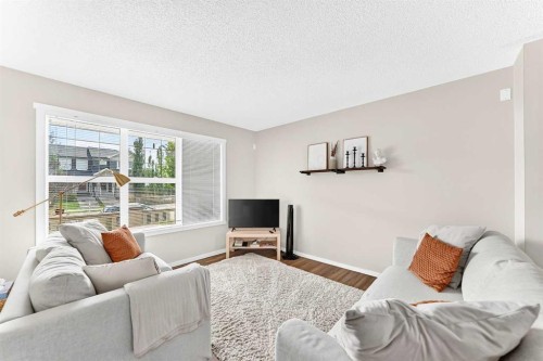 41 Sunvalley Road, Cochrane, AB 