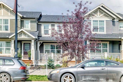 41 Sunvalley Road, Cochrane, AB 