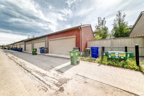 41 Sunvalley Road, Cochrane, AB 