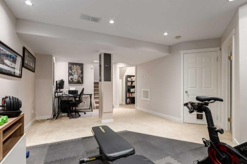 83 Valley Stream Circle Nw, Calgary, AB 