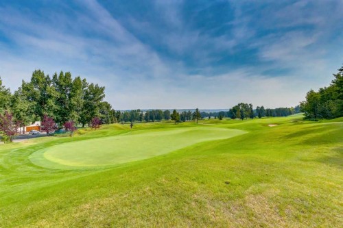 83 Valley Stream Circle Nw, Calgary, AB 