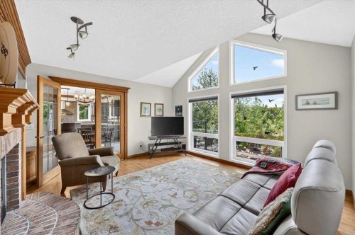 16 Rocky Ridge Landing Nw, Calgary, AB 