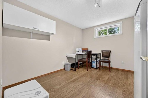 16 Rocky Ridge Landing Nw, Calgary, AB 