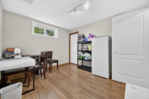 16 Rocky Ridge Landing Nw, Calgary, AB 