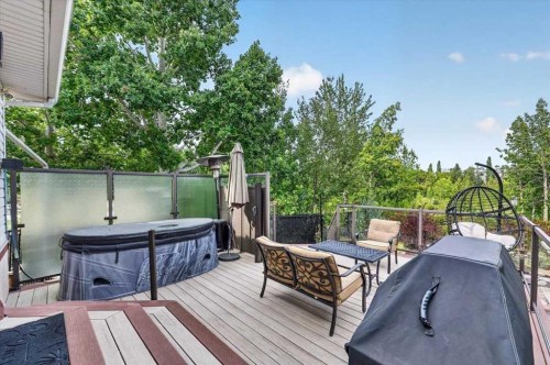 16 Rocky Ridge Landing Nw, Calgary, AB 