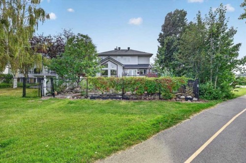 16 Rocky Ridge Landing Nw, Calgary, AB 
