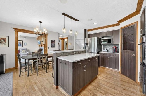 16 Rocky Ridge Landing Nw, Calgary, AB 