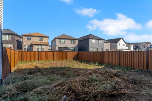 68 Sugarsnap Way Se, Calgary, AB 