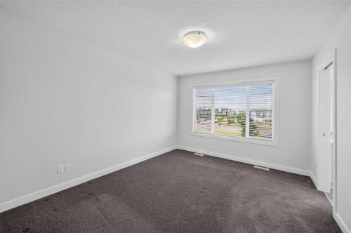 125 Redstone Common Ne, Calgary, AB 