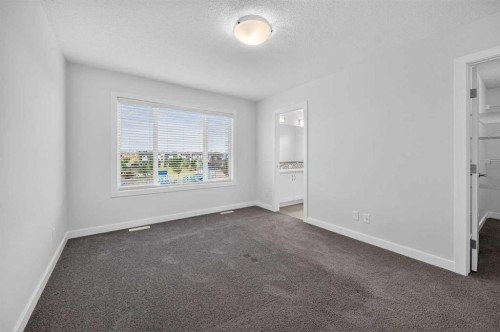 125 Redstone Common Ne, Calgary, AB 