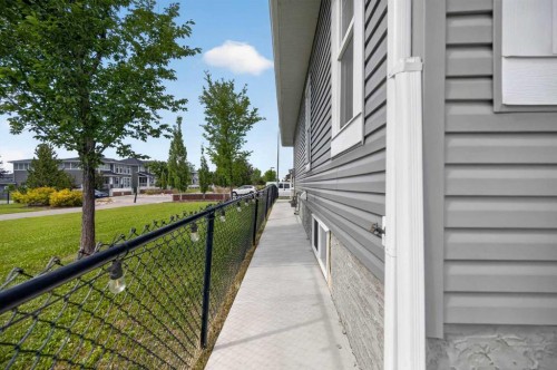 125 Redstone Common Ne, Calgary, AB 