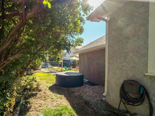 633 7 Street South, Lethbridge, AB 