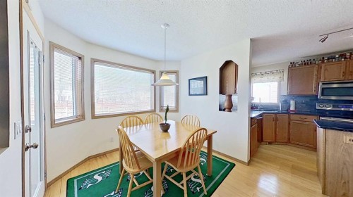 29 Harvest Glen Link Ne, Calgary, AB 
