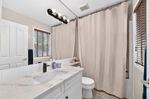 15226 Prestwick Boulevard Se, Calgary, AB 