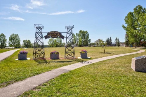 132 Willow Ridge Manor, Diamond Valley, AB 