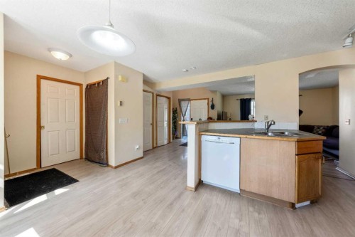 184 Erin Meadow Way Se, Calgary, AB 