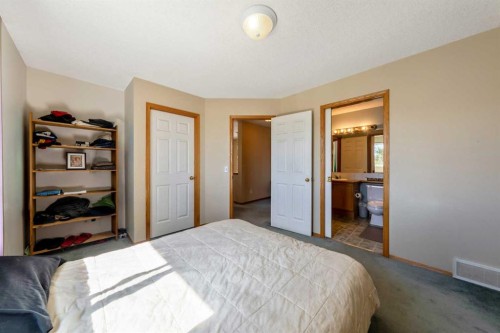 184 Erin Meadow Way Se, Calgary, AB 
